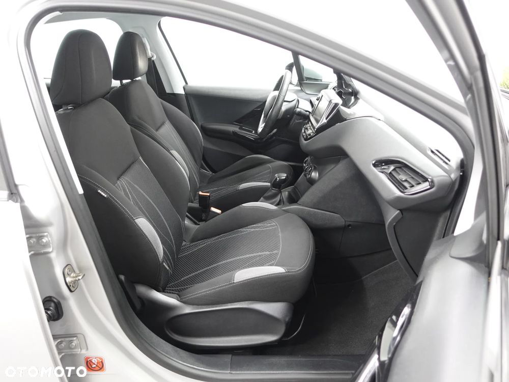 Peugeot 208 82 VTI Active - 24