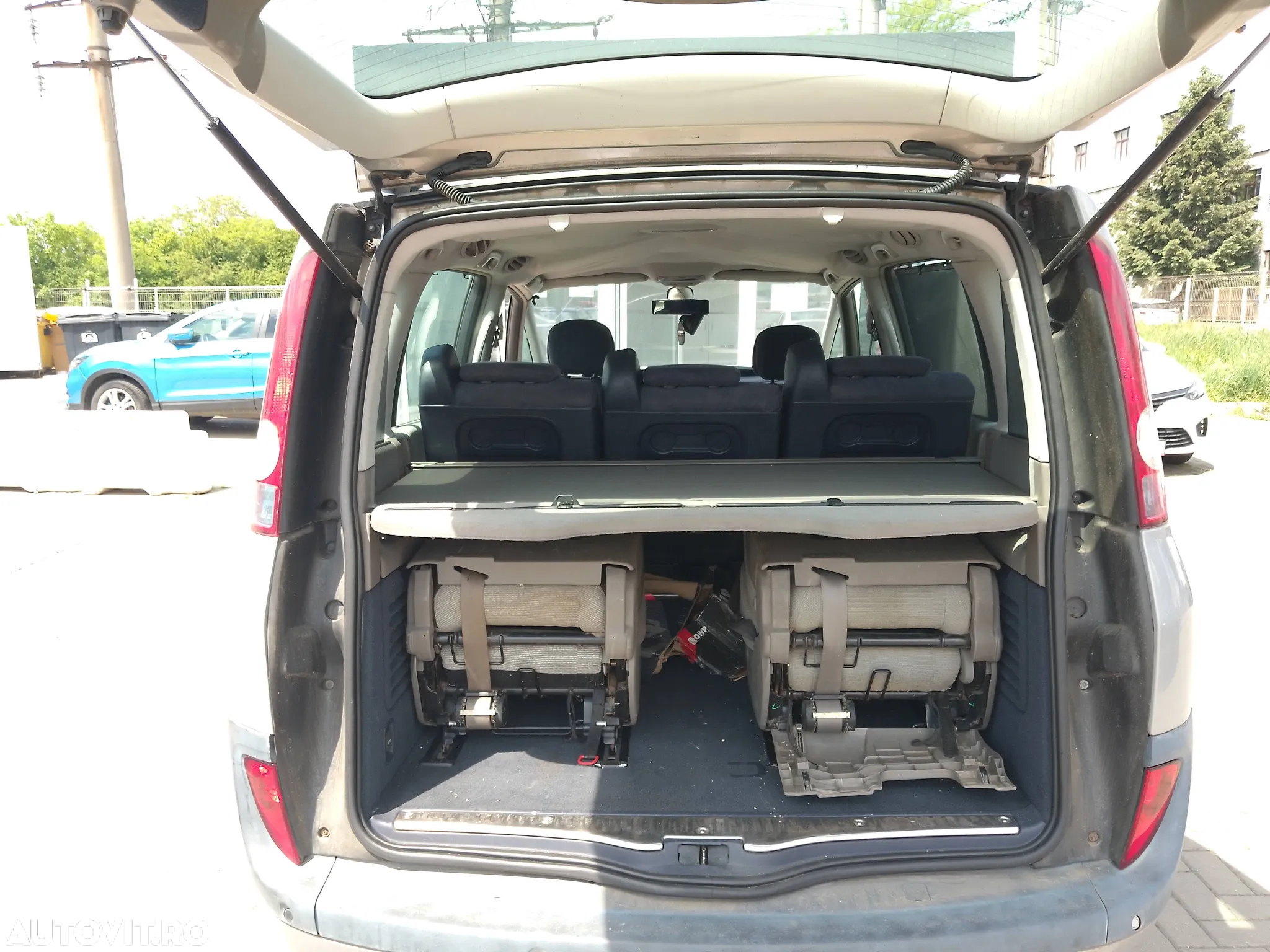 Renault Espace 1.9 dCi Privilege L - 6
