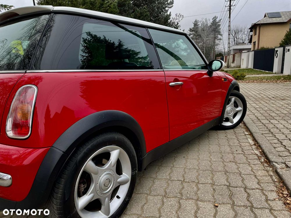 MINI Cooper Standard - 5