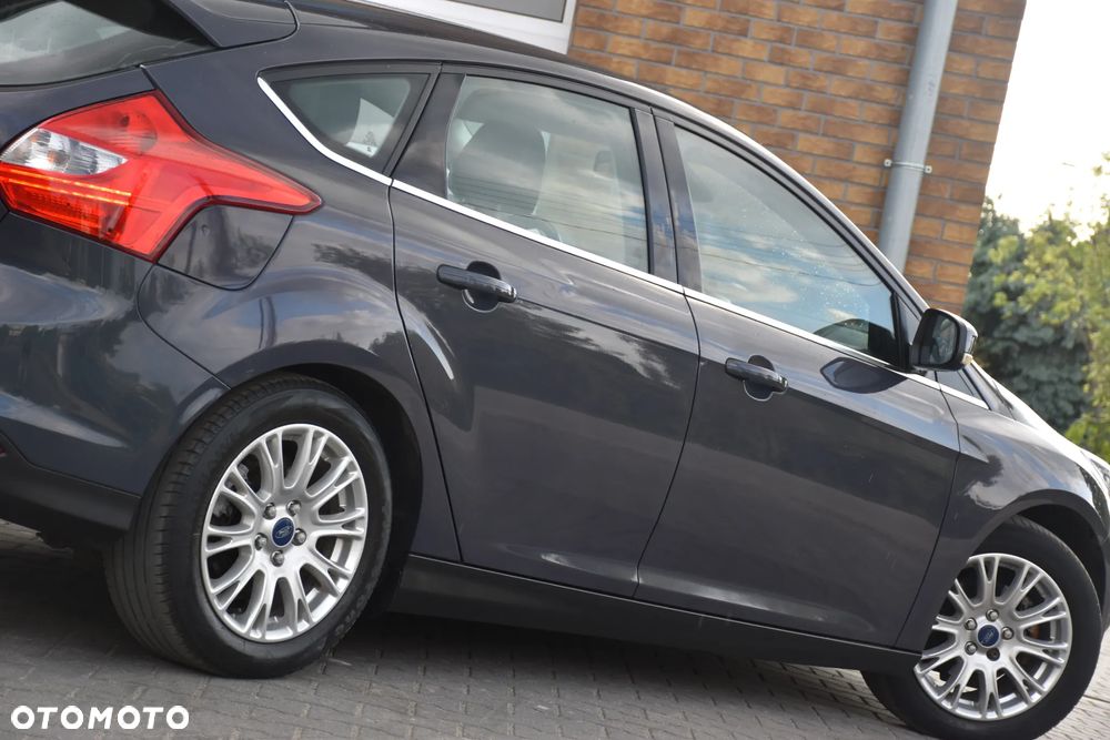 Ford Focus 1.6 TDCi DPF Titanium - 40