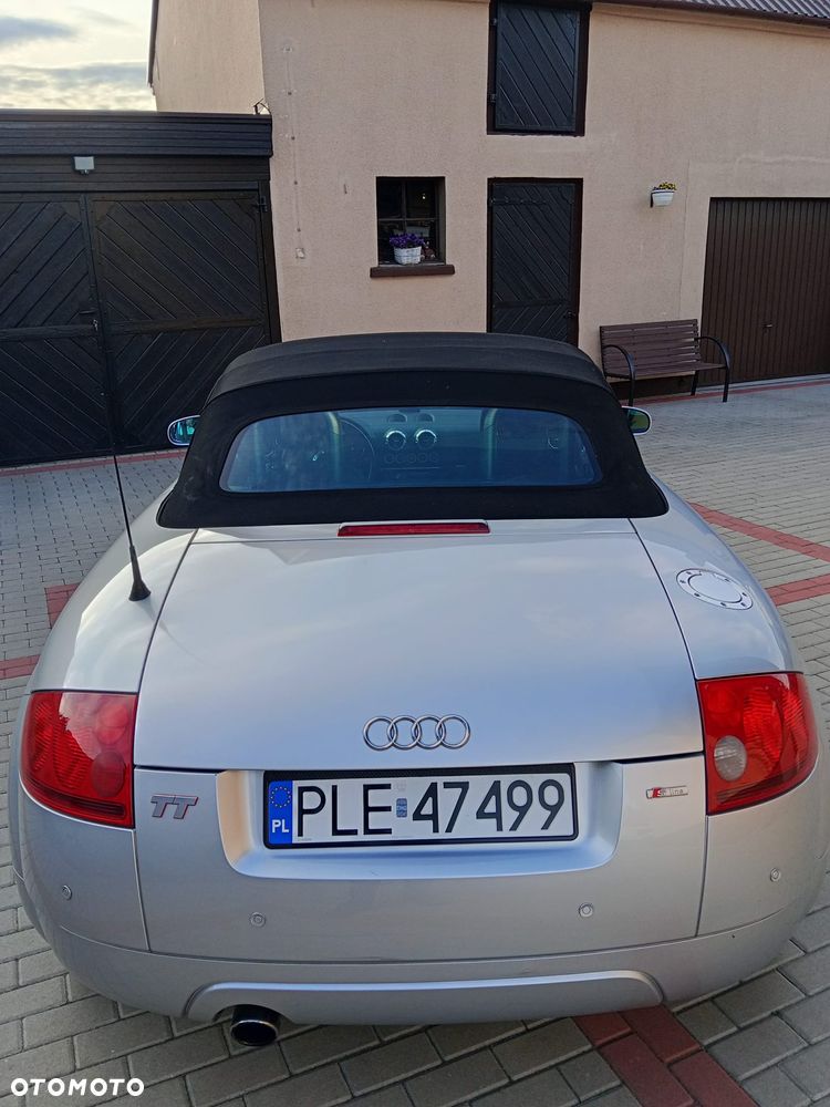 Audi TT Coupé 1.8T - 10