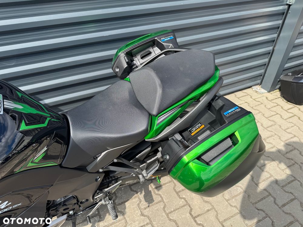 Kawasaki Ninja 1000 SX - 17