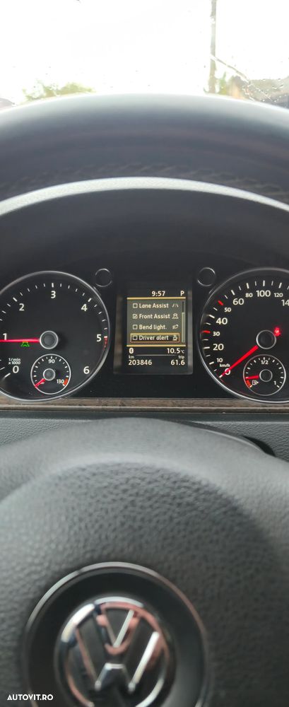 Volkswagen Passat - 10