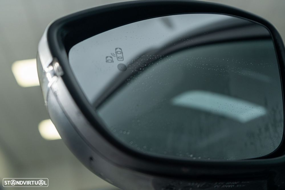 Peugeot e-2008 50 kWh GT Pack - 34