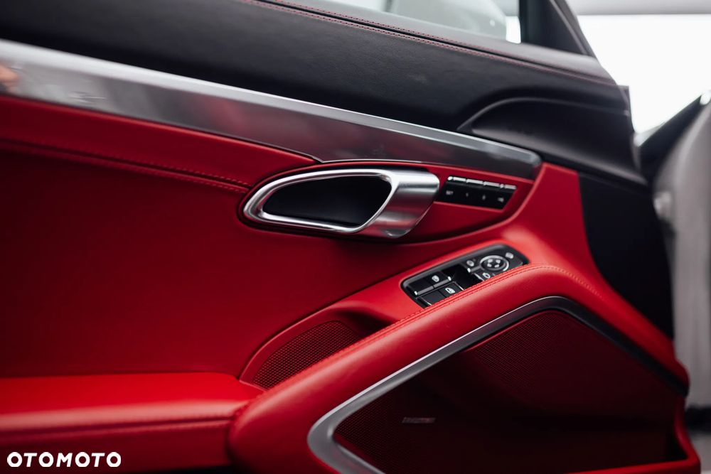 Porsche 718 Boxster PDK - 25