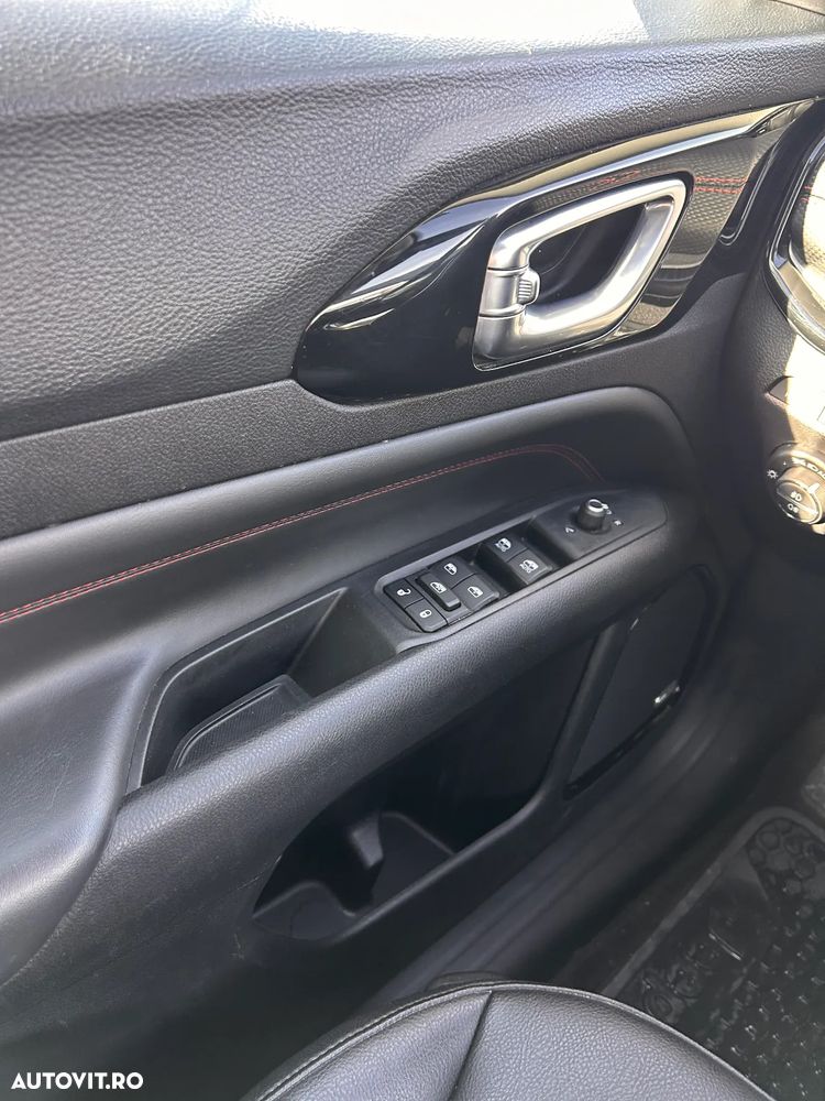 Jeep Compass - 23