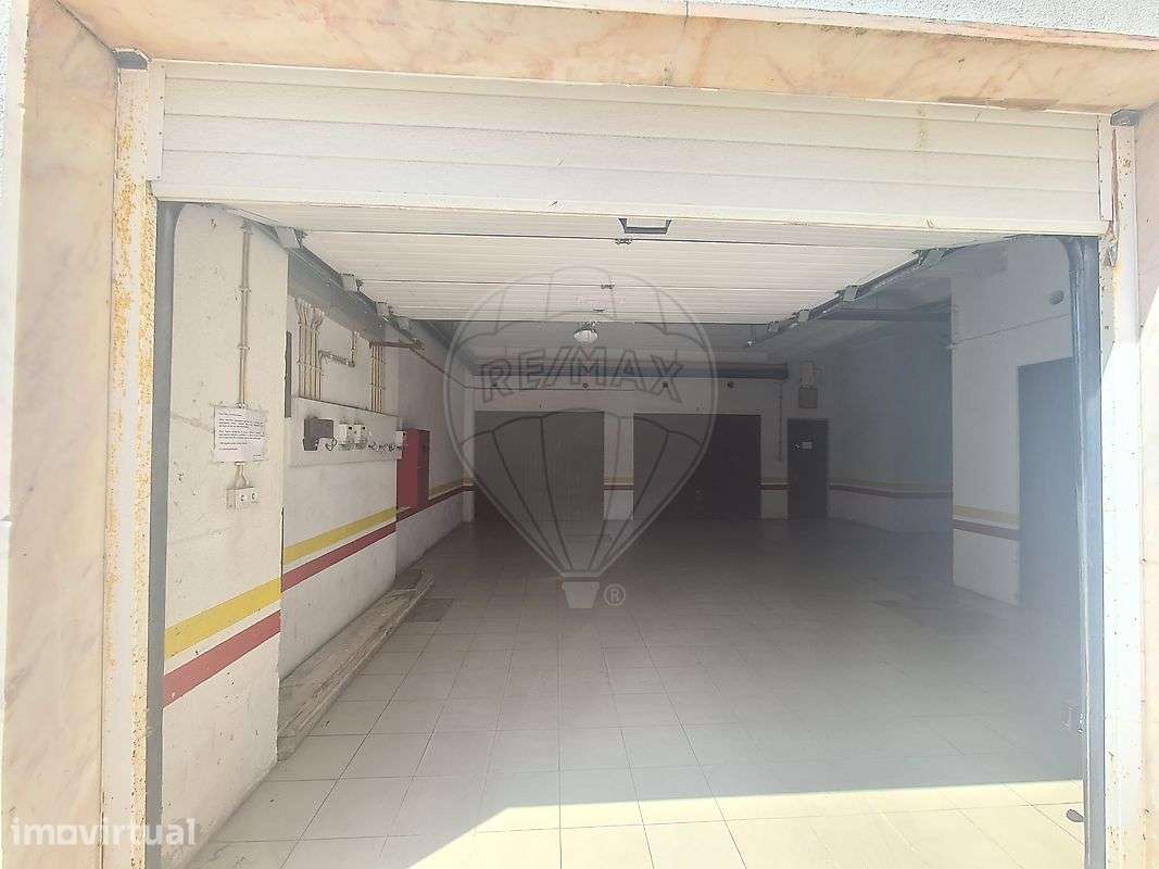 Garagem  para arrendamento - Grande imagem: 4/11