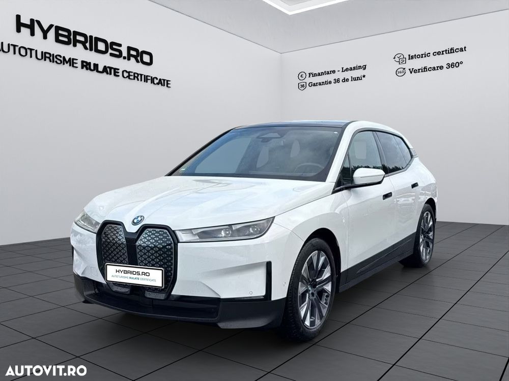 BMW iX xDrive40 - 1