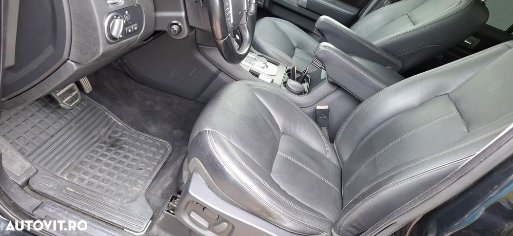 Land Rover Discovery 3.0 L TD6 HSE Luxury - 4