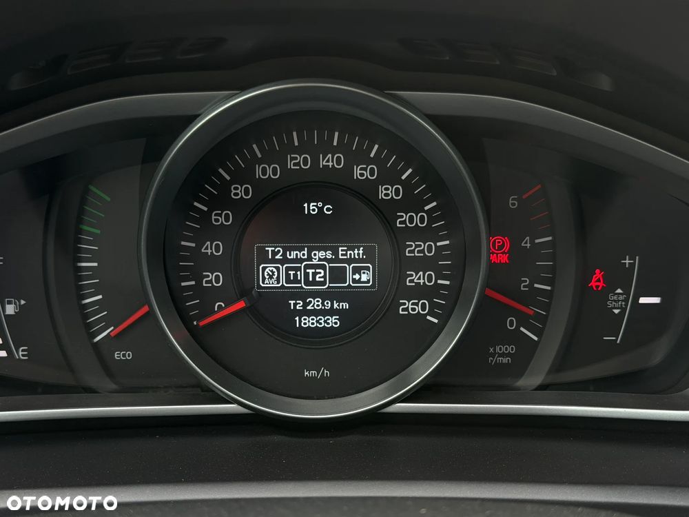 Volvo V40 Cross Country D3 Summum - 19