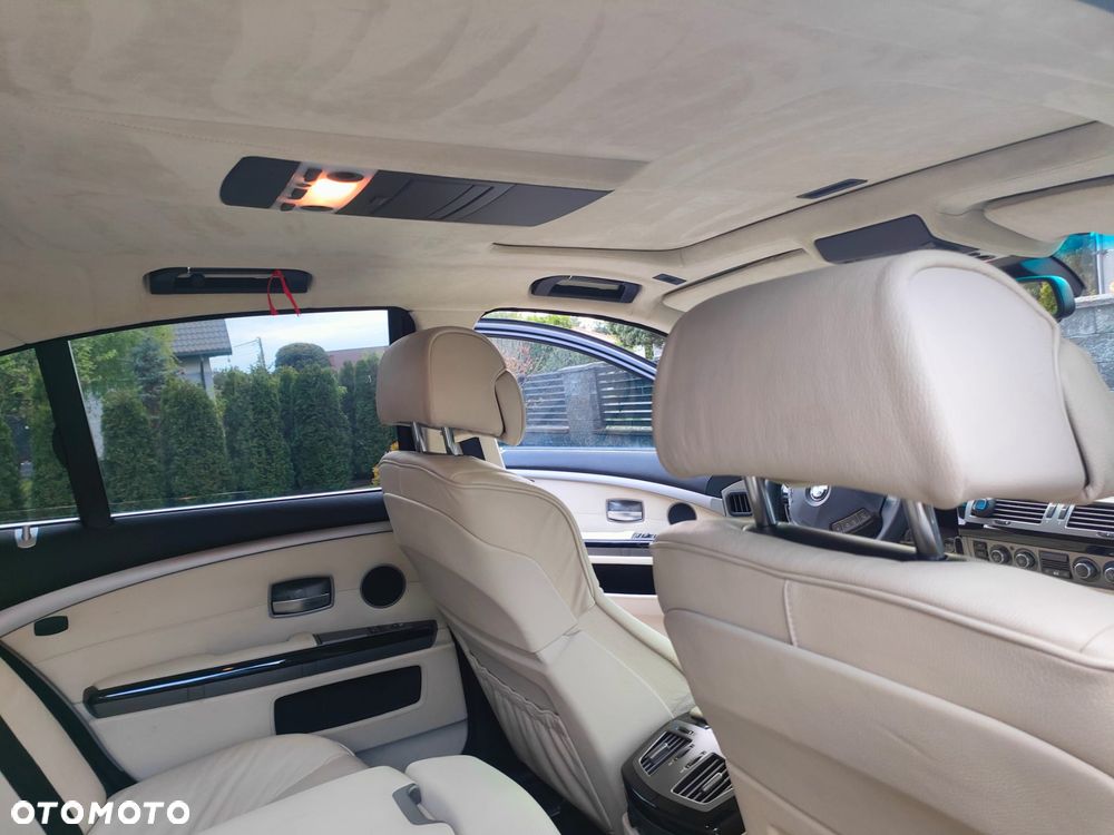 BMW Seria 7 - 25