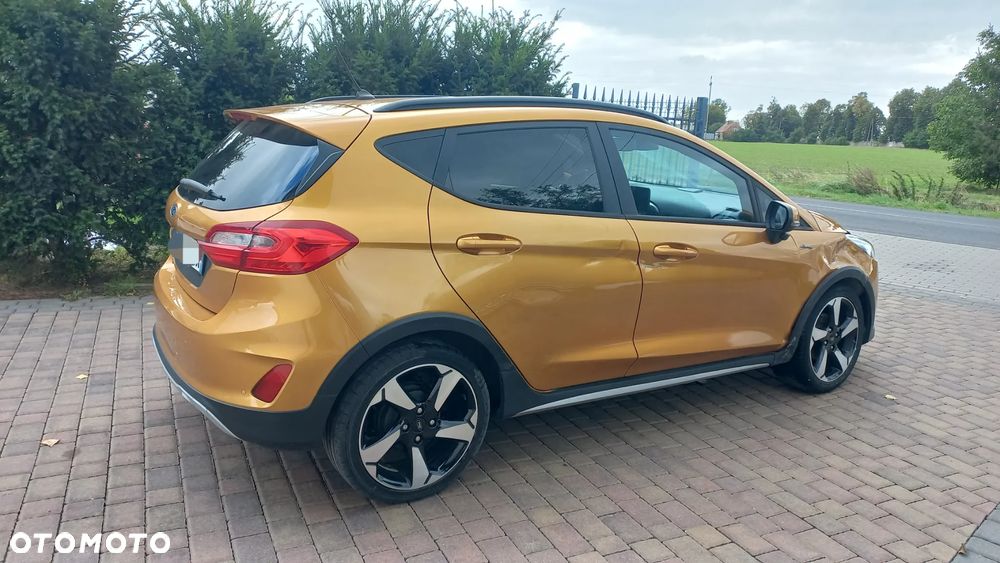 Ford Fiesta 1.0 EcoBoost SYNC Edition - 4