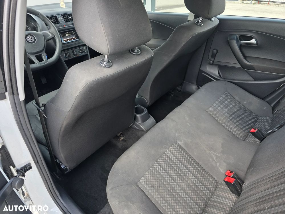 Volkswagen Polo - 7