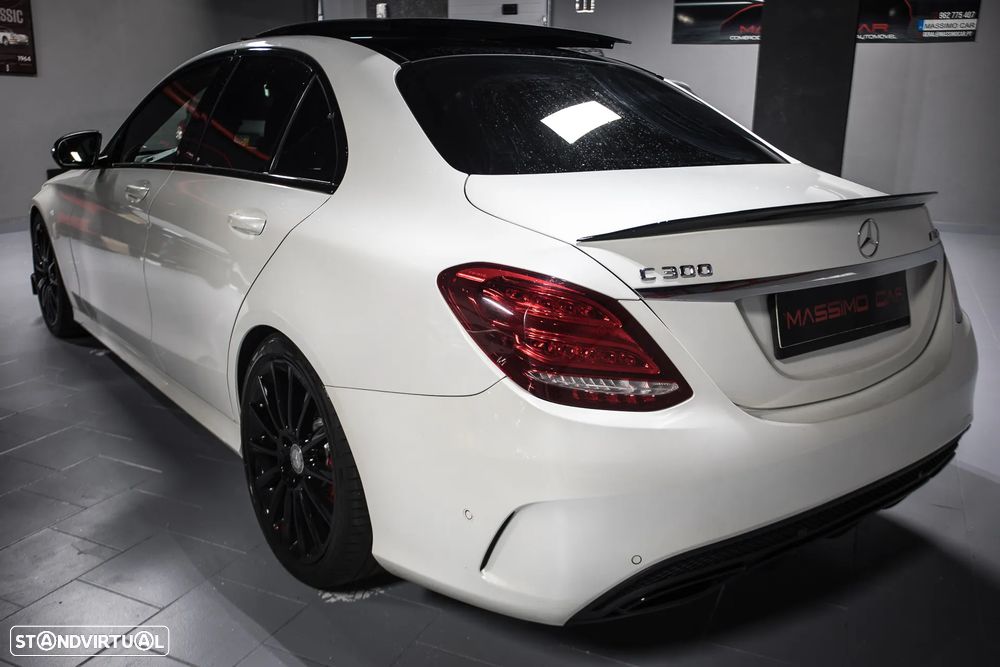 Mercedes-Benz C 300 BlueTEC Hybrid AMG Line - 4
