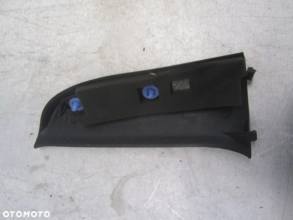 Osłona Lusterka Prawy Przód Wewnętrzna Renault Trafic III-Vivaro B 2014- - 2