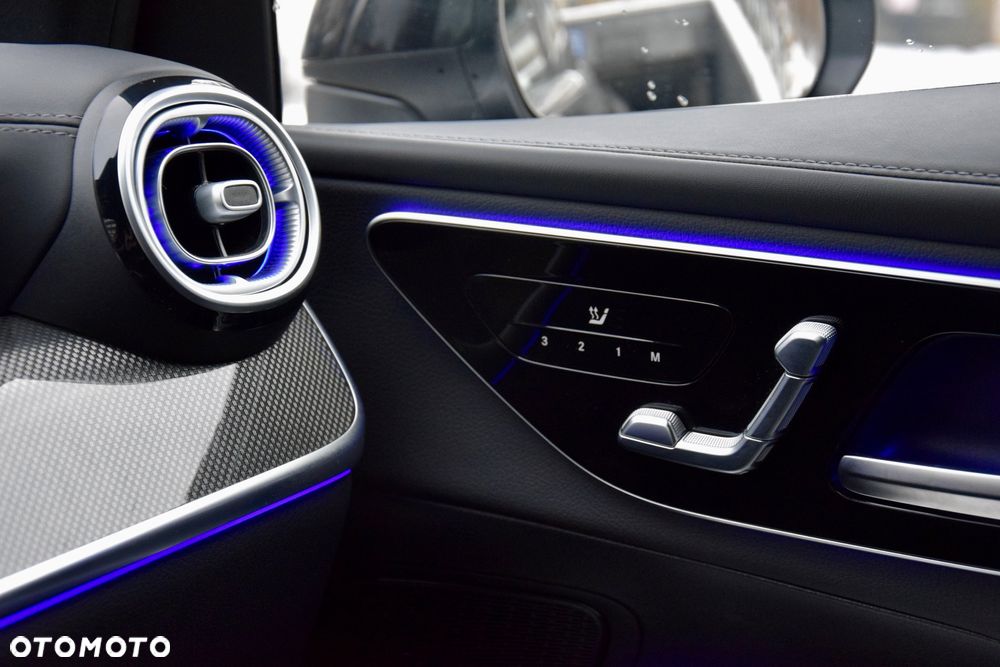 Mercedes-Benz GLC 220 d mHEV 4-Matic AMG Line - 13