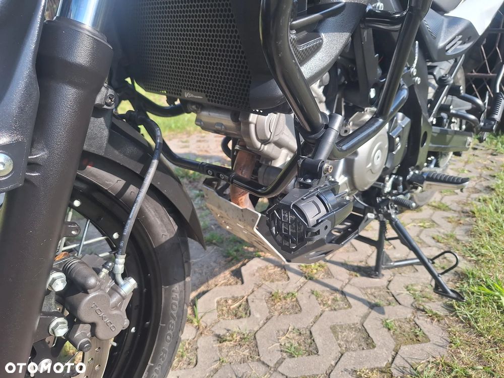 Suzuki V-STROM - 7