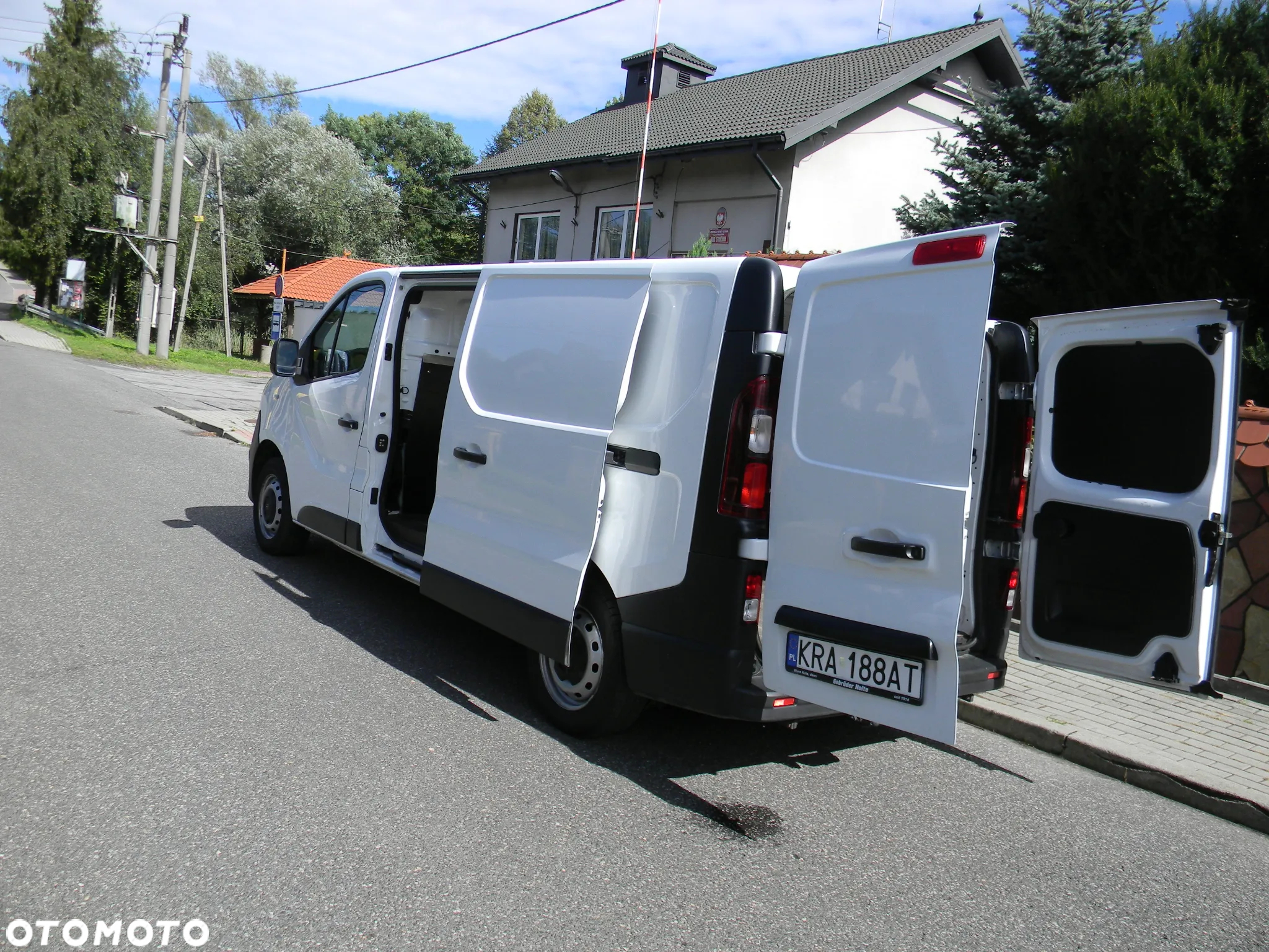 Opel Vivaro - 34