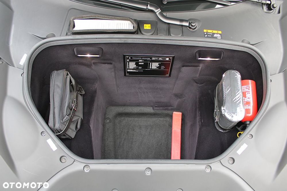 Ferrari 488 Pista - 40