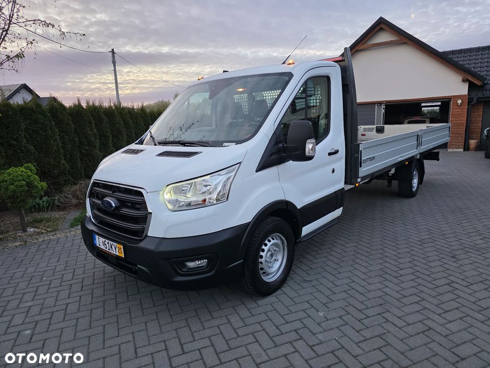 Ford Transit - 1