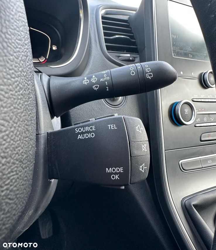 Renault Scenic ENERGY TCe 115 EXPERIENCE - 29