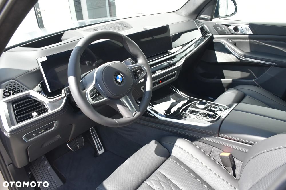 BMW X7 xDrive40d mHEV Individual Edition sport - 17