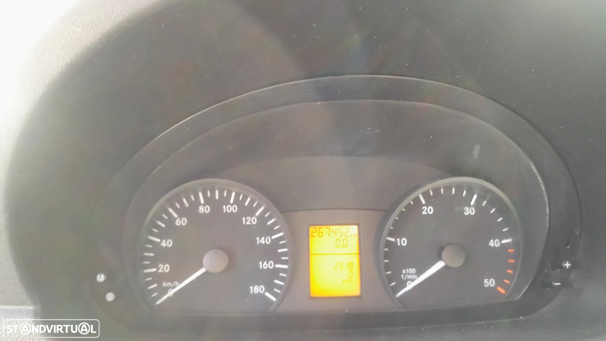 Mercedes-Benz Sprinter Longa - 11