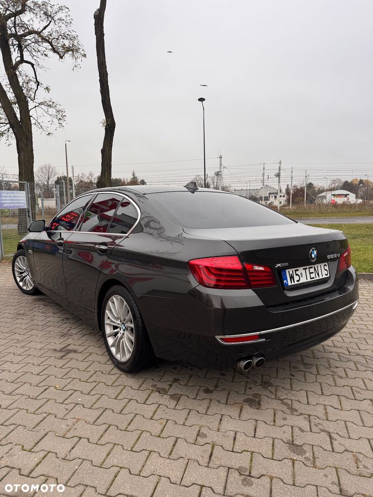 BMW Seria 5 525d xDrive - 6