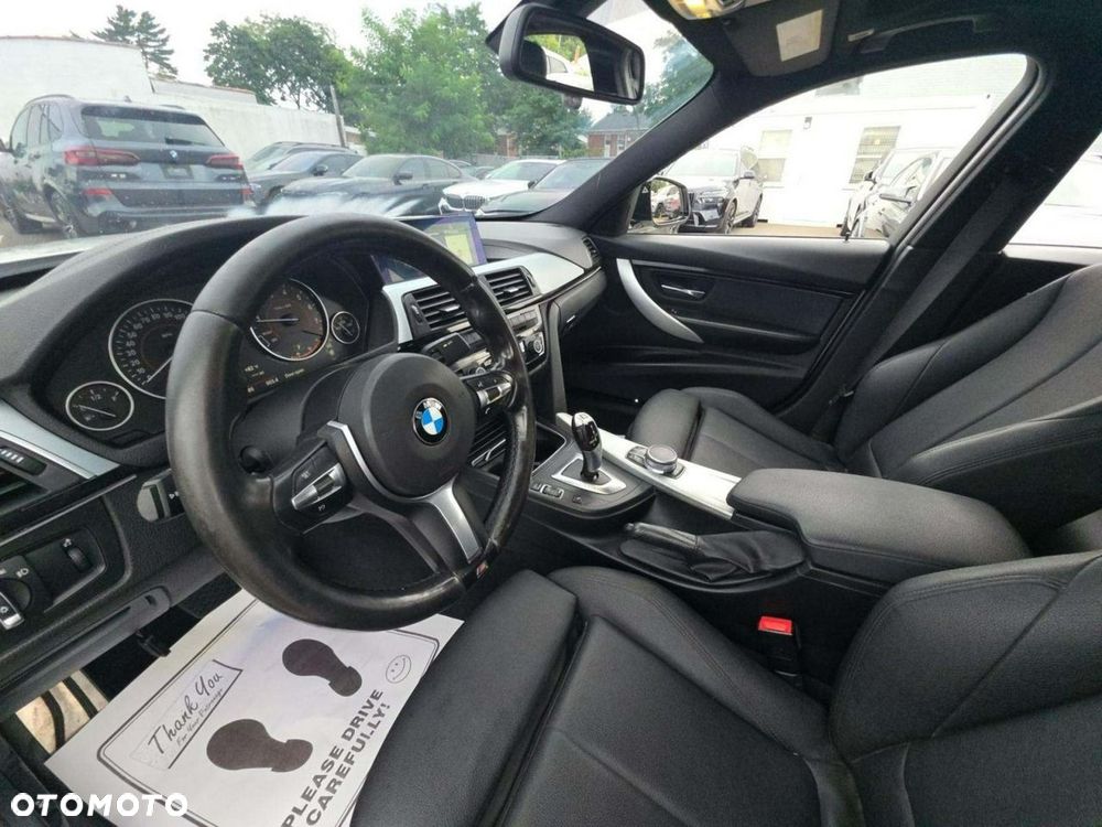 BMW Seria 3 330i xDrive M Sport - 5
