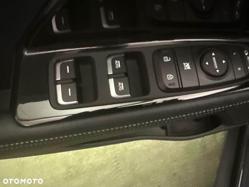 Kia Niro 1.6 GDI Hybrid Business Line - 12