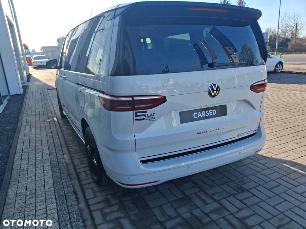 Volkswagen Multivan - 12