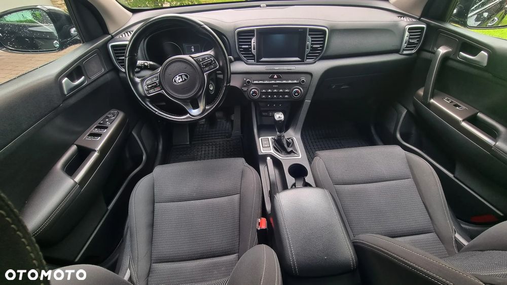 Kia Sportage 1.6 GDI Black Edition 2WD - 12
