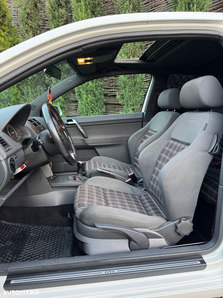 Volkswagen Polo 1.8 GTI - 10