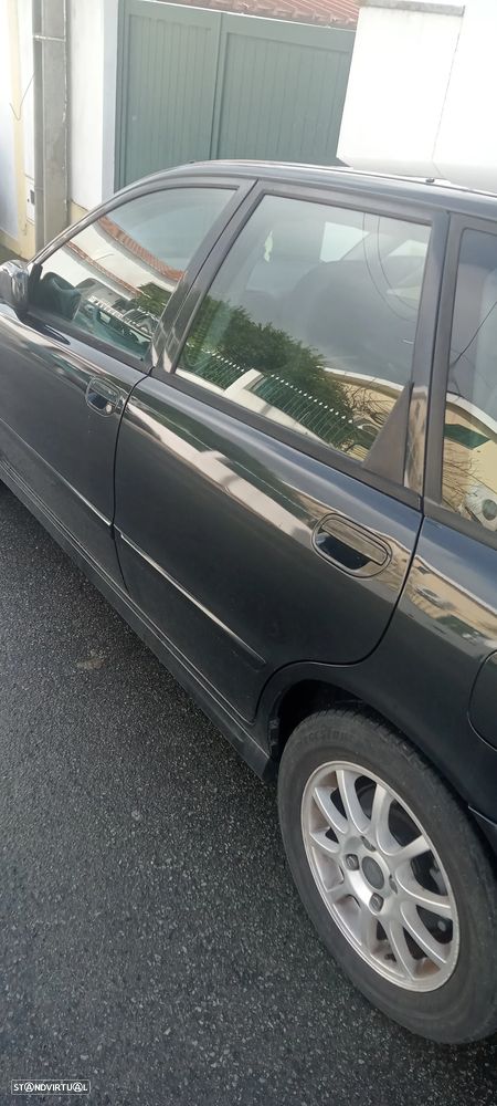 Volvo V40 1.9 D CR - 7