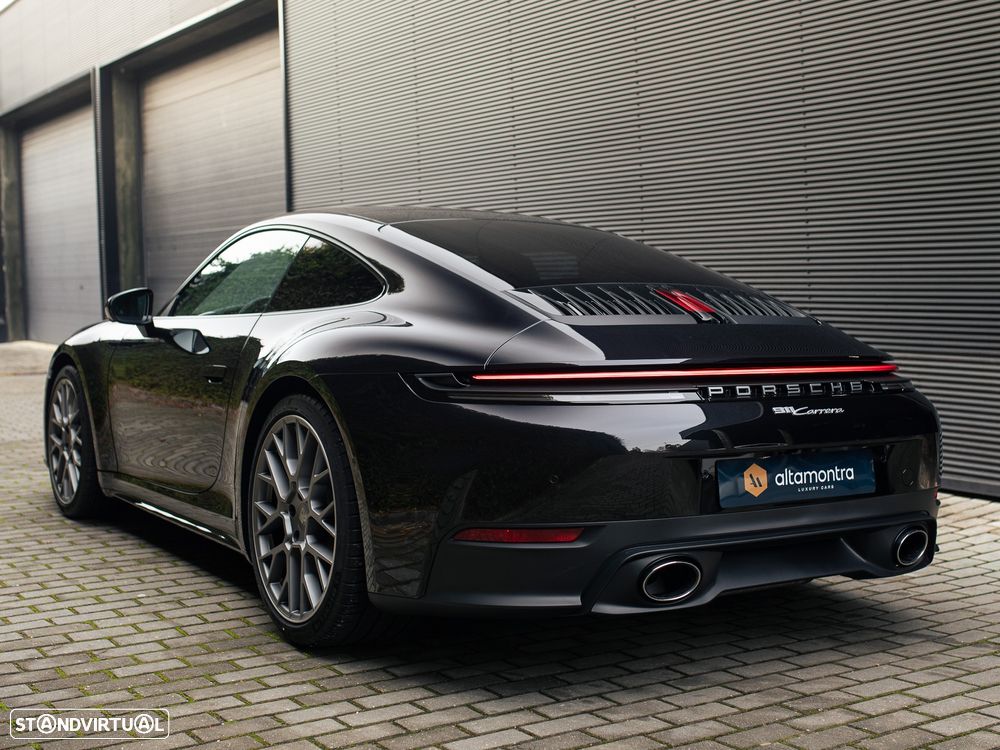 Porsche 911 (992) - 11