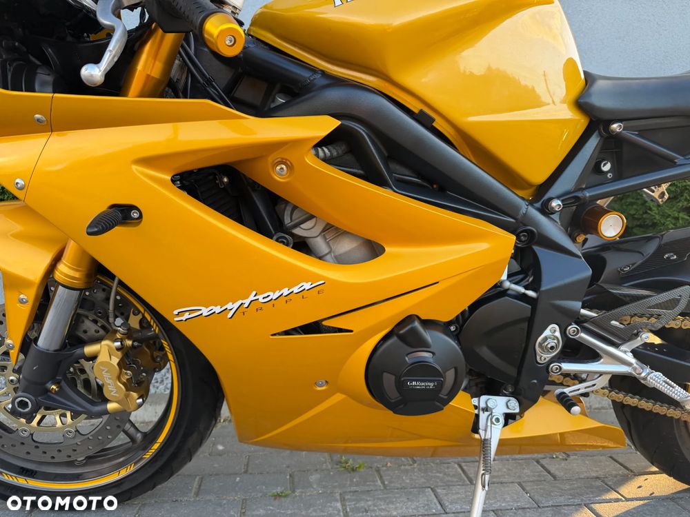 Triumph Daytona - 39