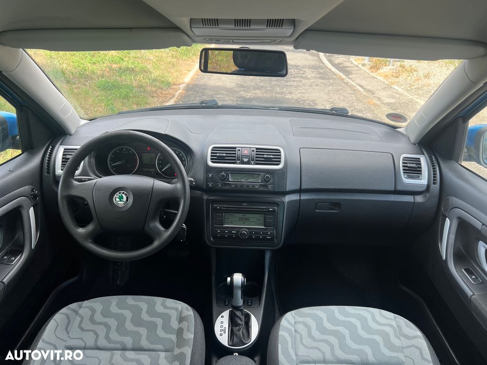 Skoda Roomster 1.6 Comfort Aut - 8