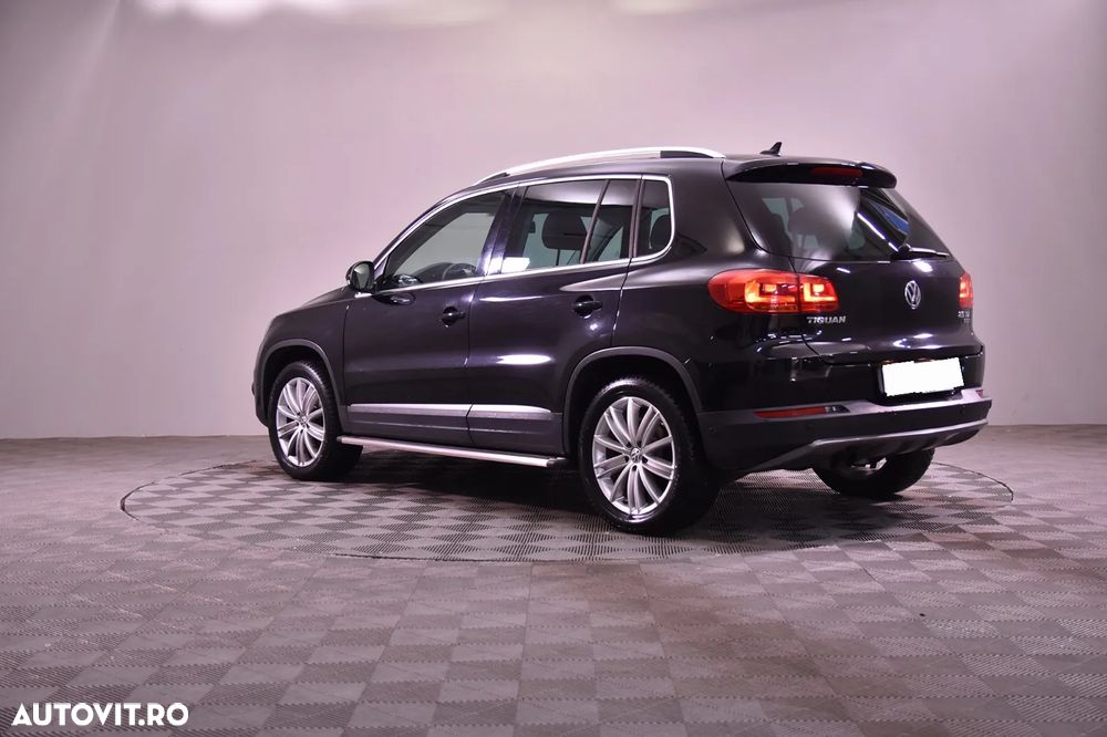 Volkswagen Tiguan 2.0 TDI 4Motion Sport & Style - 2
