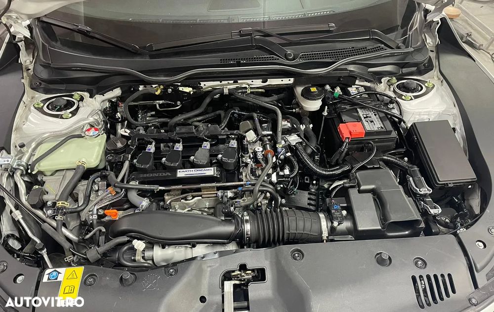 Honda Civic 1.5 VTEC Turbo CVT Sport Plus - 26