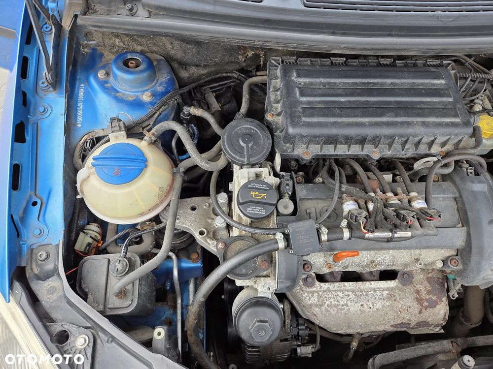 Skoda Roomster 1.6 16V - 17