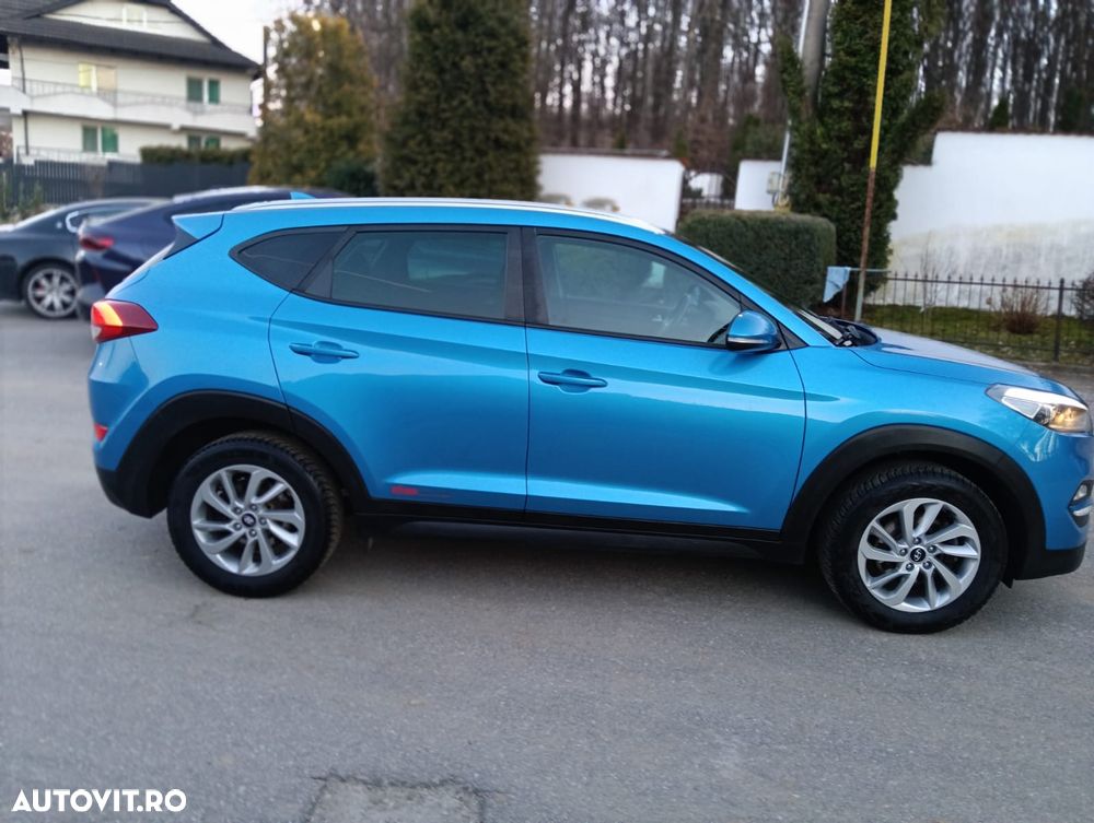 Hyundai Tucson blue 1.7 CRDi 2WD DCT Premium - 9