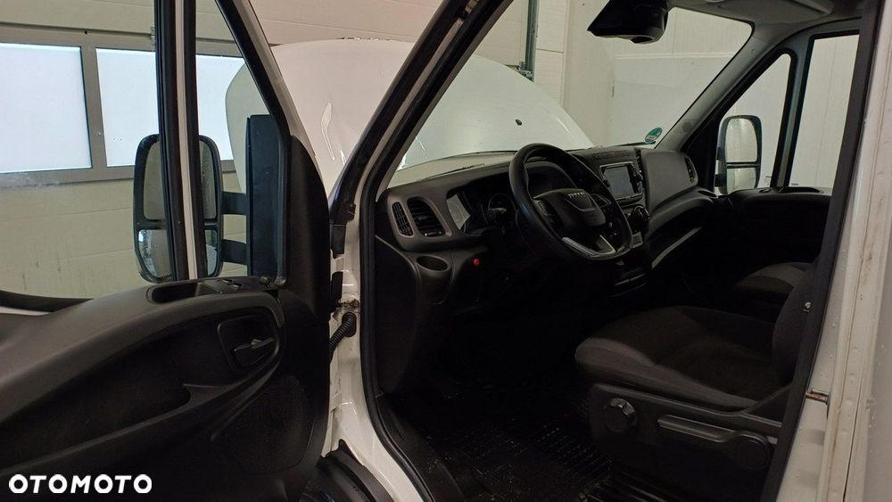 Iveco Daily - 7