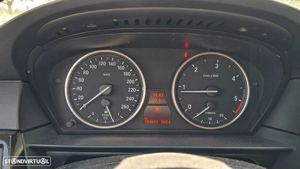 BMW 520 dA Touring - 7