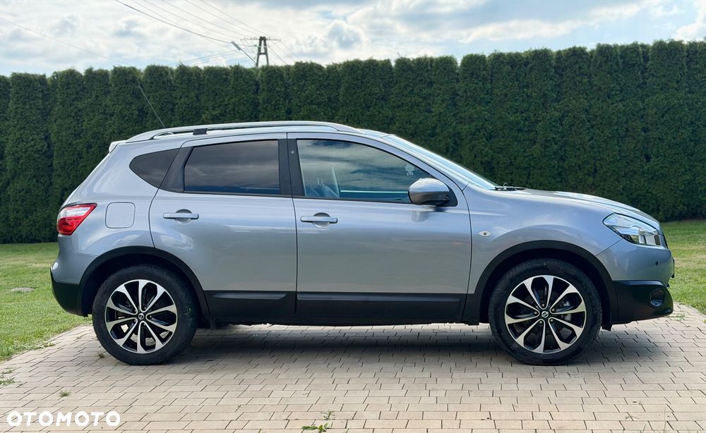 Nissan Qashqai 2.0 4x4 Tekna CVT - 22