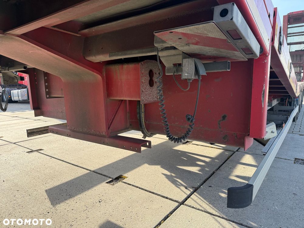 Nooteboom Nooteboom / 3 Osie / Skrętna oś / Osie SAF / Najazdy hydrauliczne + balkon / Poszerzenia / Sprowadzona / STAN BDB / / / - 8