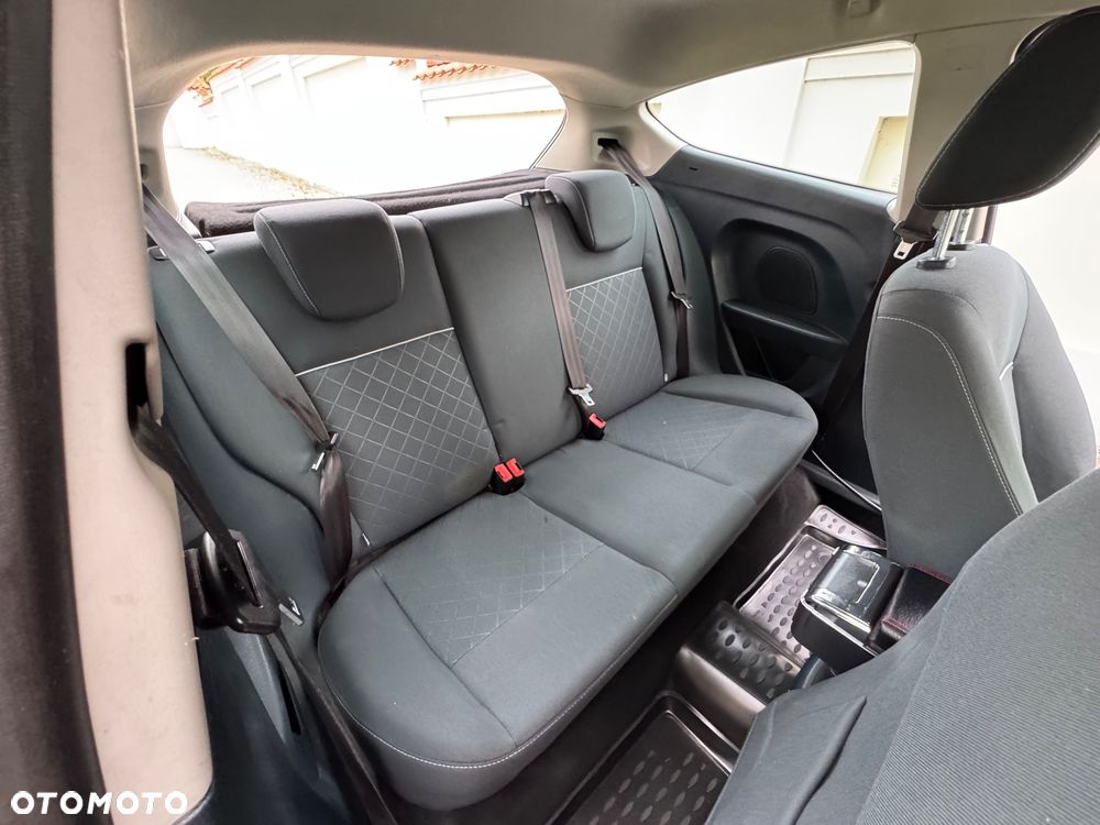 Ford Fiesta - 26