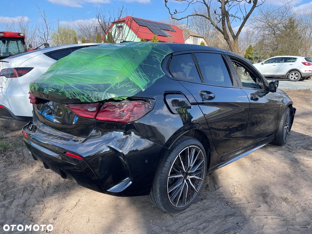 BMW Seria 1 118i Edition M Sport Shadow - 27