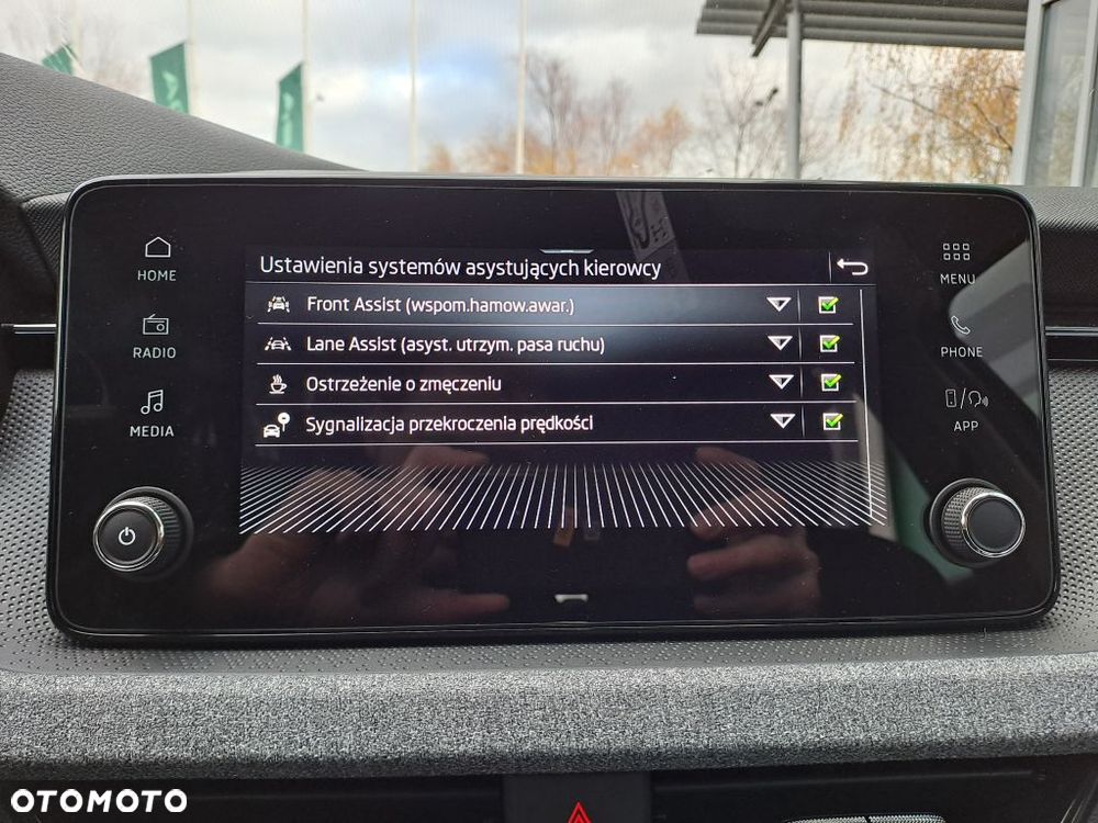 Skoda Scala 1.0 TSI Edition 130 DSG - 11