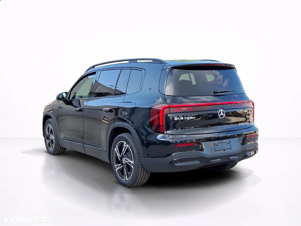 Mercedes-Benz GLB 220 4MATIC - 3