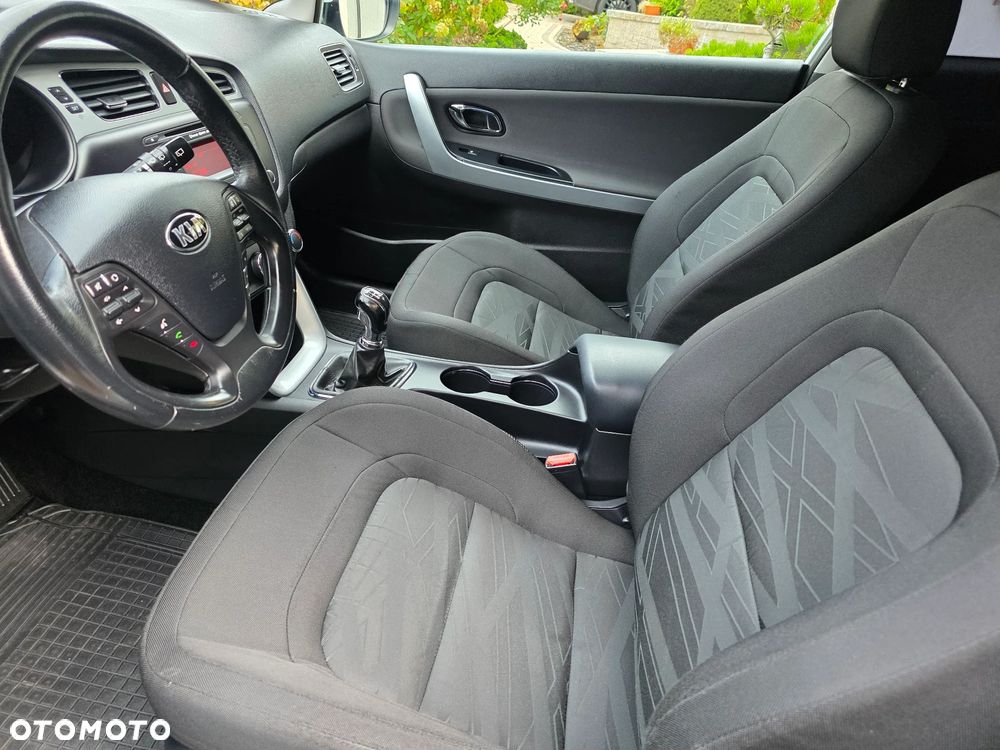 Kia Ceed Cee'd 1.6 CRDi Smart - 22